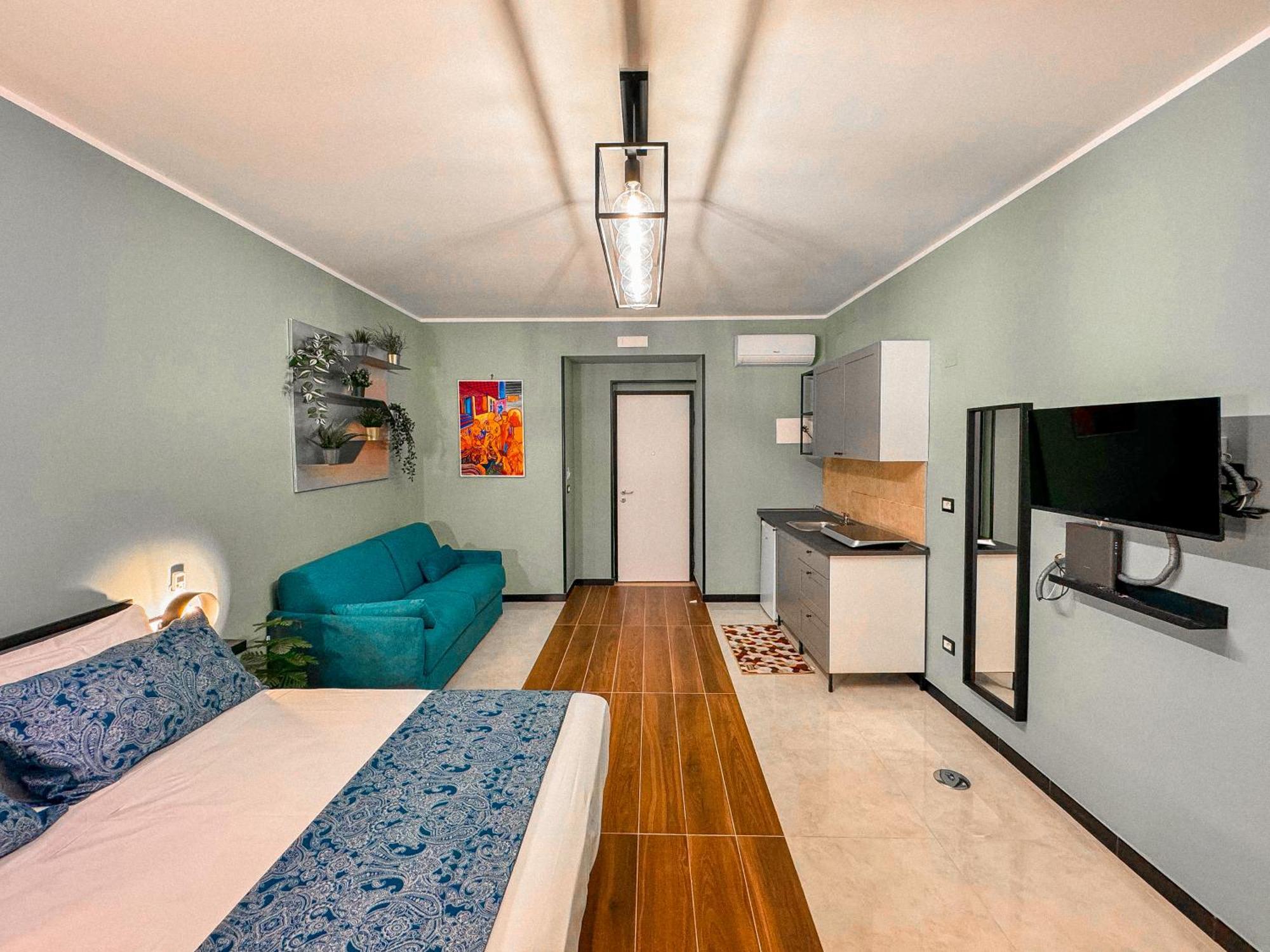 The Quarters Naples Apartments Exterior photo